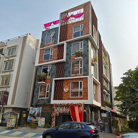Nk7 Newtown Hotel Kolkata Exterior photo