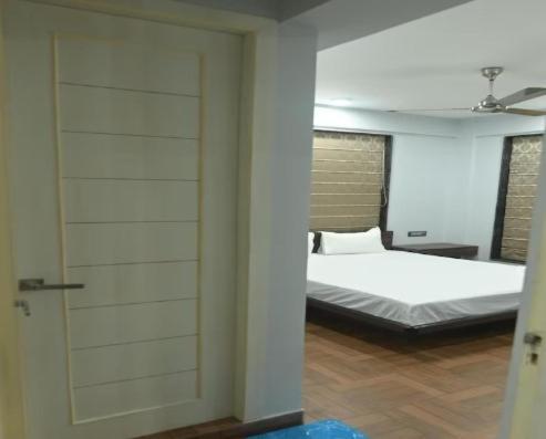 Nk7 Newtown Hotel Kolkata Exterior photo