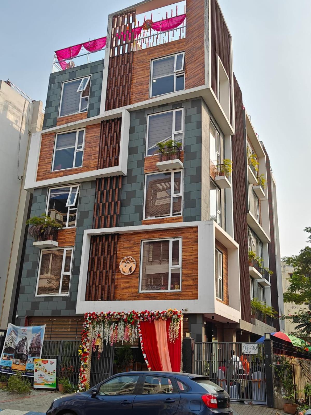 Nk7 Newtown Hotel Kolkata Exterior photo